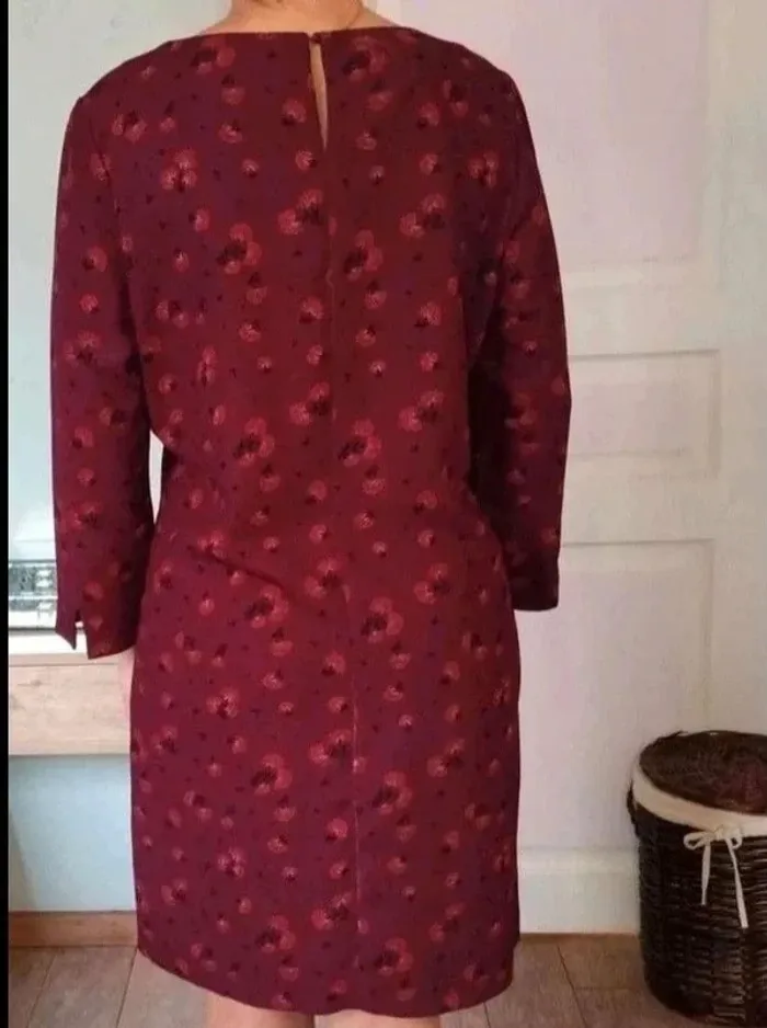 Robe  tunique  -  Bordeaux  fleurie -  Camaïeu  - M  -  Comme Neuve - photo numéro 2