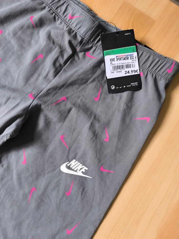 Legging Nike fille taille XL ENFANT - photo numéro 2
