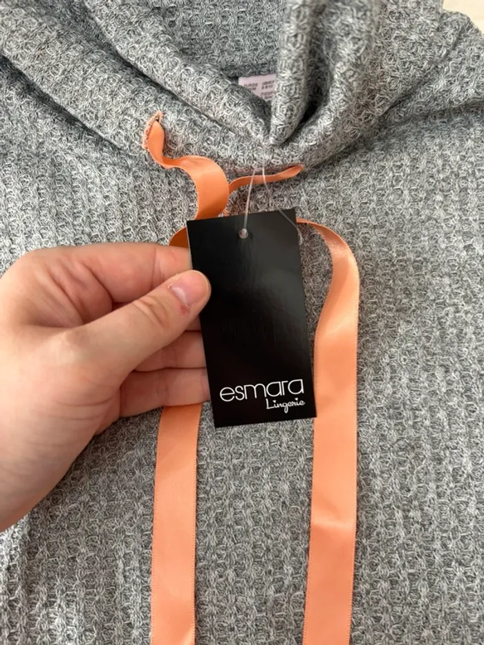 Ensemble gris - photo numéro 4