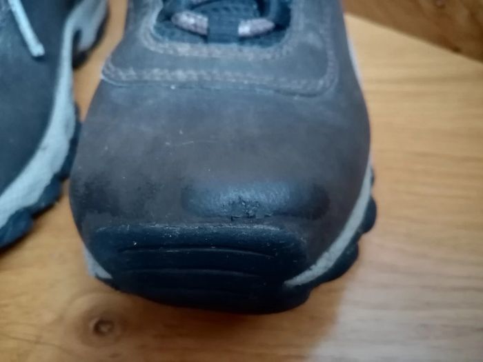 Chaussures de marche Colombia 35 - photo numéro 5