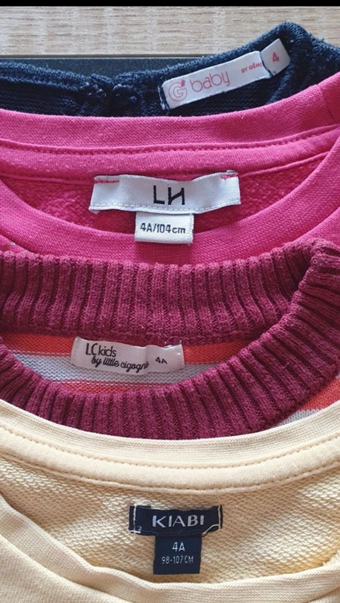 Lot de 4 pulls léger 4 ans - photo numéro 8