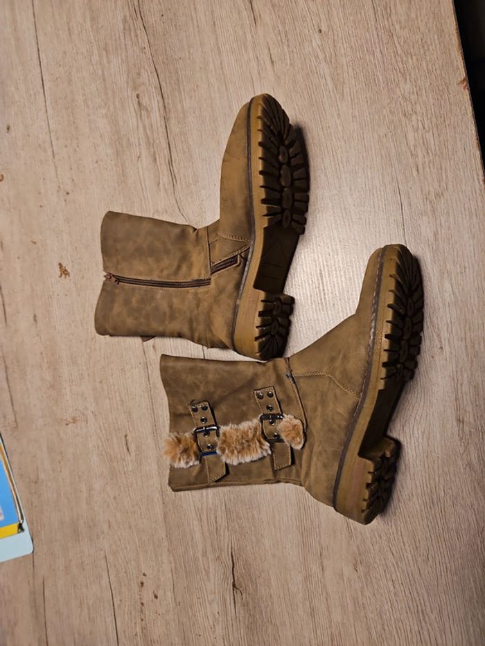 Paire de bottes en style daim, beige fonce, pointure 38 - photo numéro 7