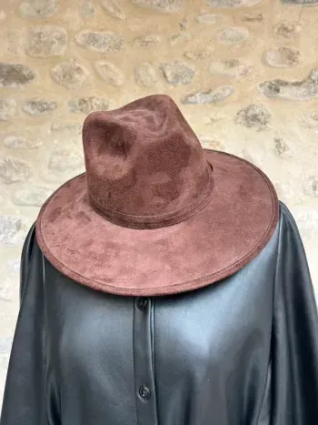 Véritable chapeau en velours style Fedora & vintage cow boy western