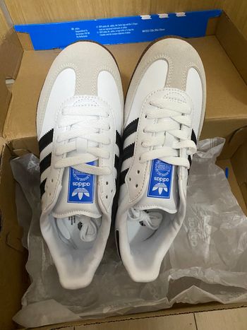 Baskets Adidas Taille 38