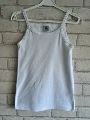 Débardeur petit bateau taille 8 ans