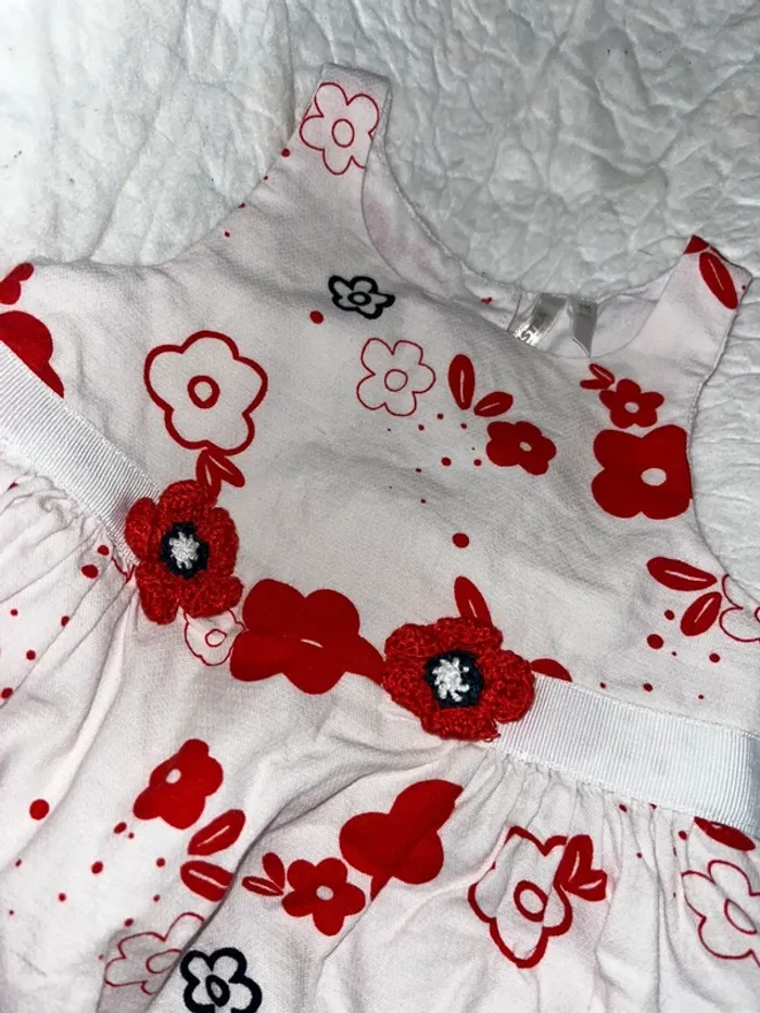 Robe 3 mois - photo numéro 2