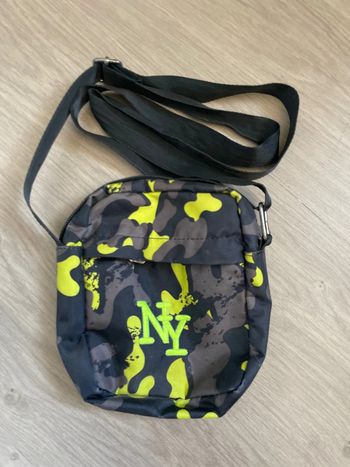 Sac bandoulière pour garçons