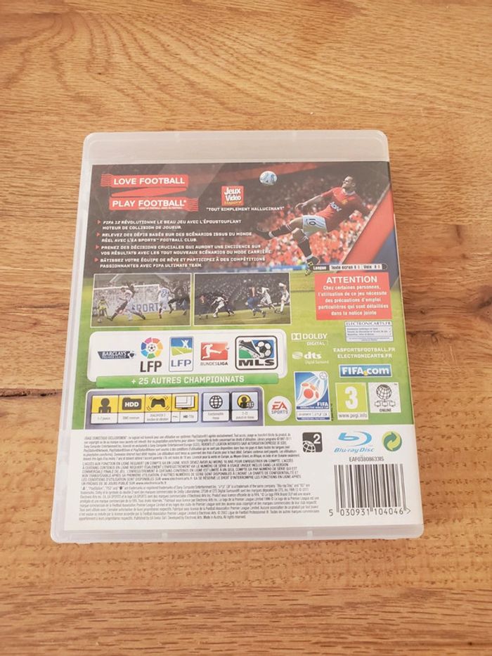 Jeu Fifa 12 sur Ps3 - photo numéro 2