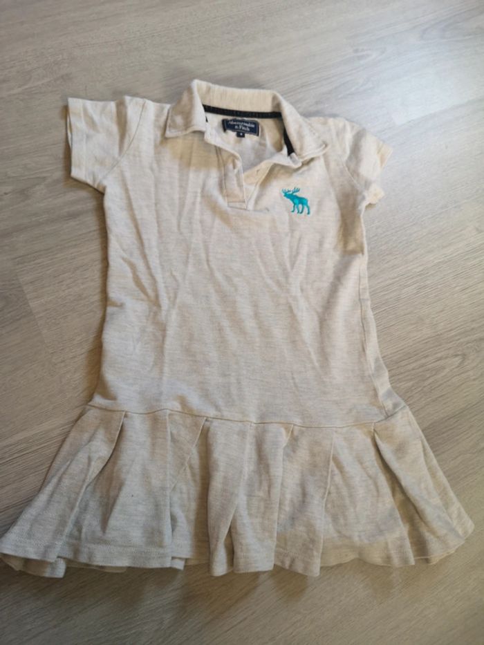Lot robe fille 8ans - photo numéro 3