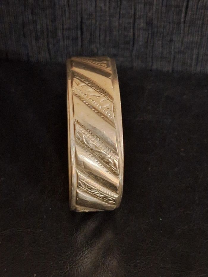Ancien bracelet jonc en métal argenté beraber touareg - photo numéro 4