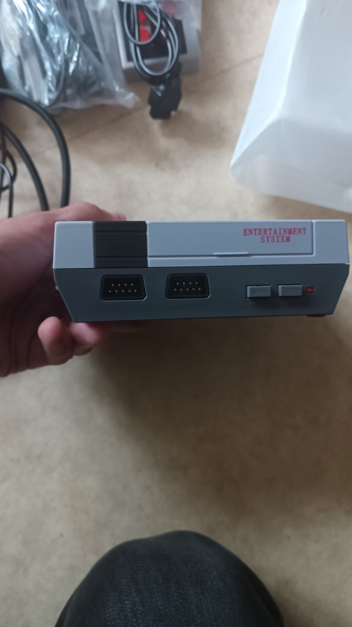 Mini nes avec 600 jeux , neuf avec boîte d'origine - photo numéro 3