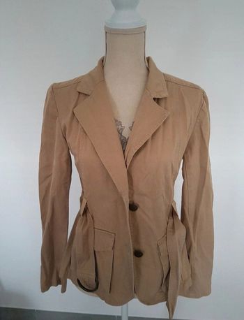 Veste légère avec ceinture