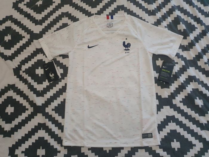 Nike maillot equipe de France taille M 10-12 ans 137-147