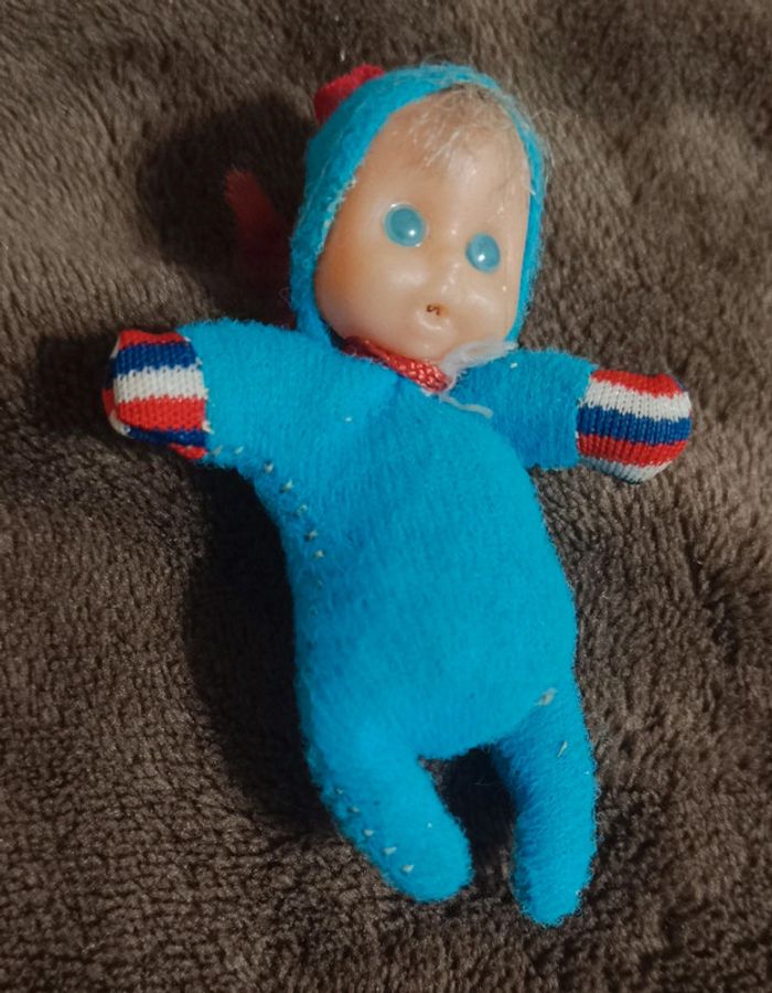 Mini poupée pierino bleu el greco