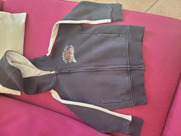 Gilet zippé