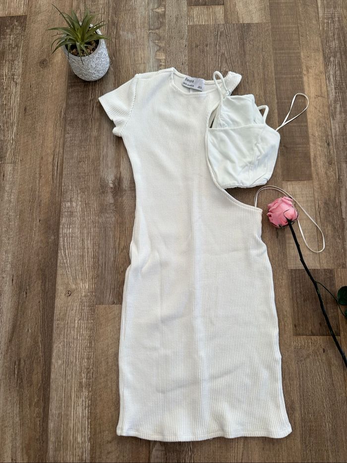 - Robe Bershka - Taille XS / 34 - Très bon état