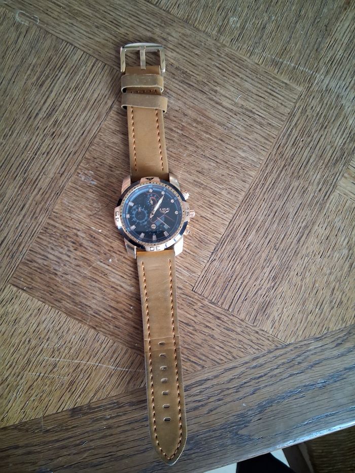 Montre - photo numéro 2