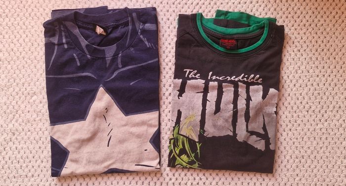 Lot 2 tee-shirts  Marvel