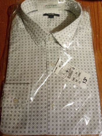 Chemise neuve coupe ajustée