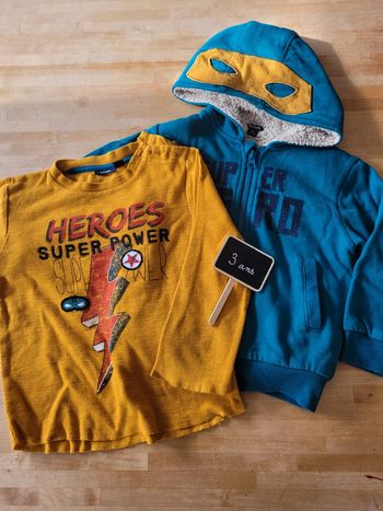 Ensemble tee-shirt manche longue et pull molletonné 3 ans