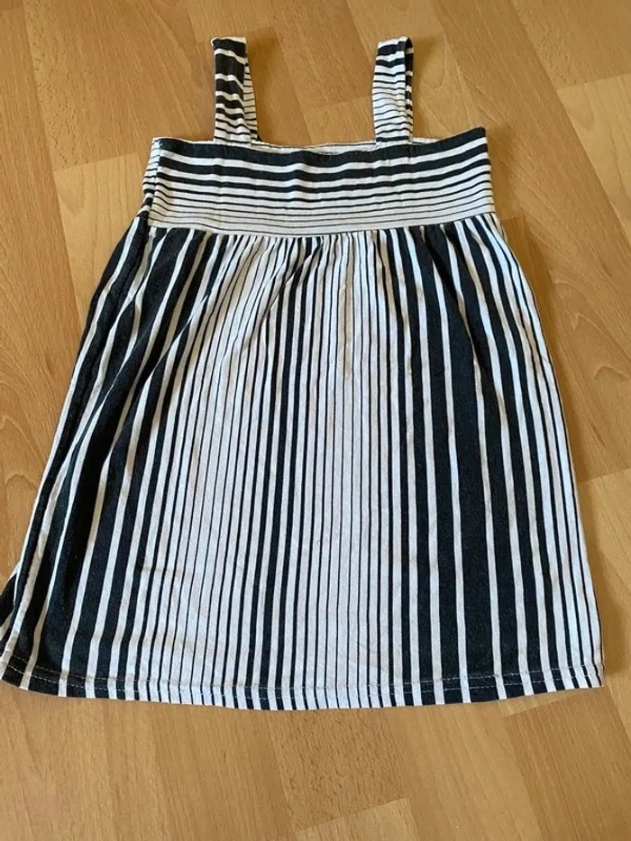 Haut / tunique rayée noir blanc Taille 8 ans - photo numéro 2