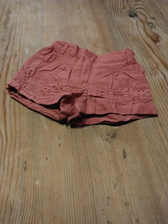 Short Fille Vertbaudet 4 ans