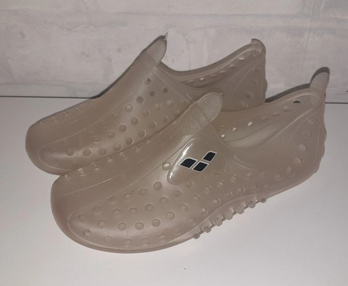 Chaussures aquatiques pointure 29 Arena