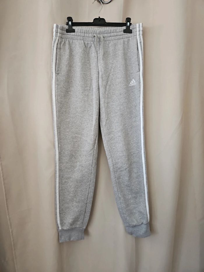 Jogging Adidas quasi neuf