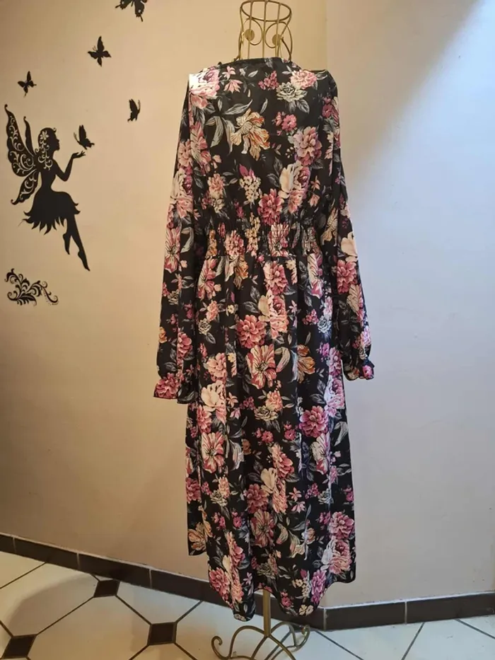 Robe fleurie - Made in italy - photo numéro 4