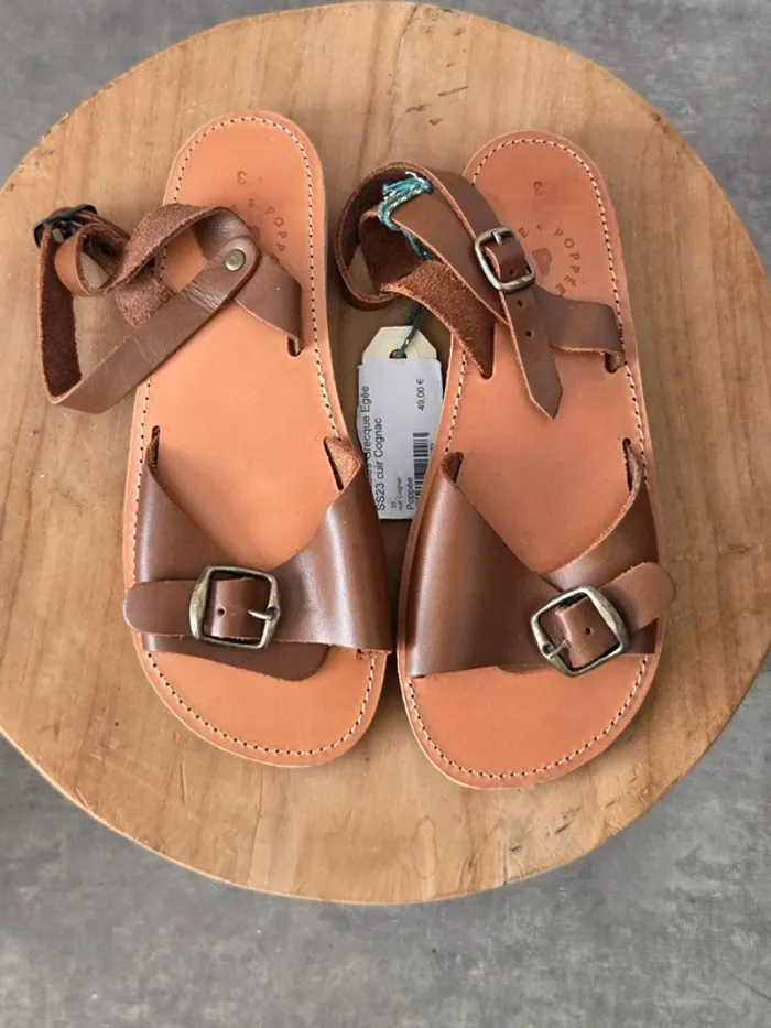 Claquettes Poppée fille 33