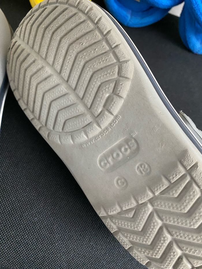 Lot CROCS taille 30/32 - photo numéro 7