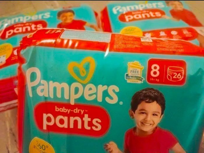 Couches Pampers pants Taille 8 - photo numéro 3