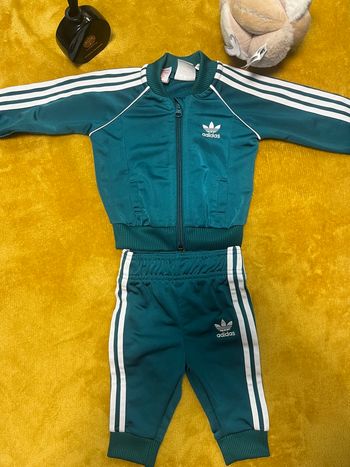 Ensemble jogging adidas bébé