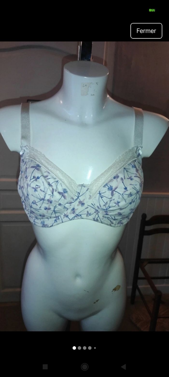 Très beau soutien gorge L4