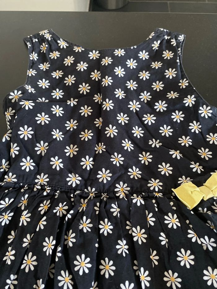 Robe taille 5 ans - photo numéro 3