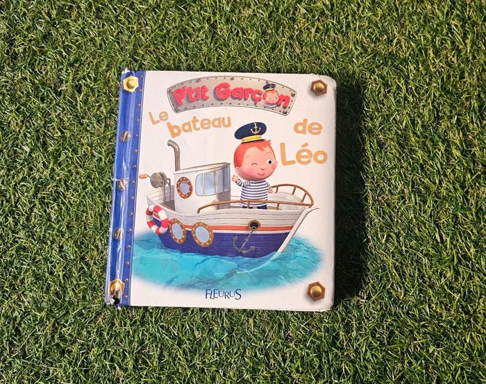 🪷livre le bateau de leo