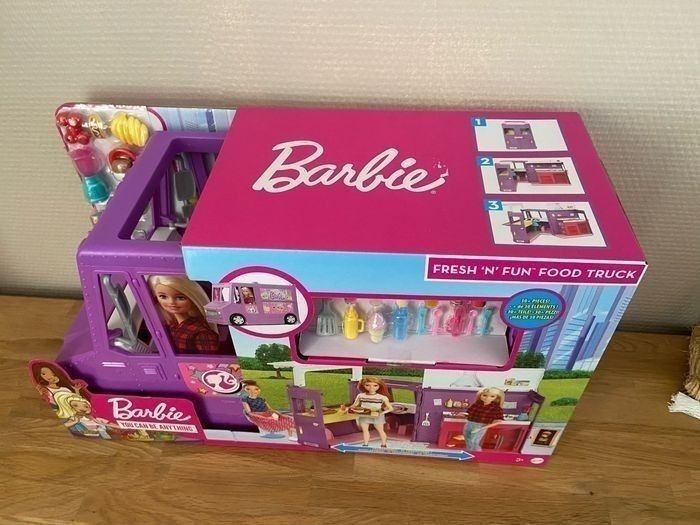 Barbie Food Truck – Camion De Cuisine De Rêve Pour Enfant De 5 à 7 Ans, Avec Accessoires Inclus