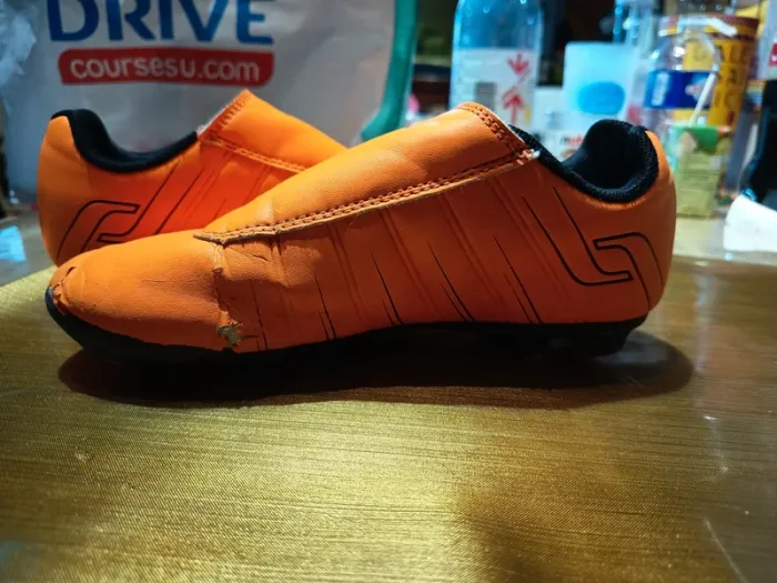 Chaussures foot pro touch 34 à scratch - photo numéro 2