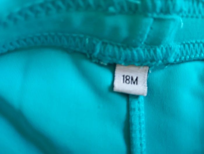 Maillot de bain 18 mois - photo numéro 3