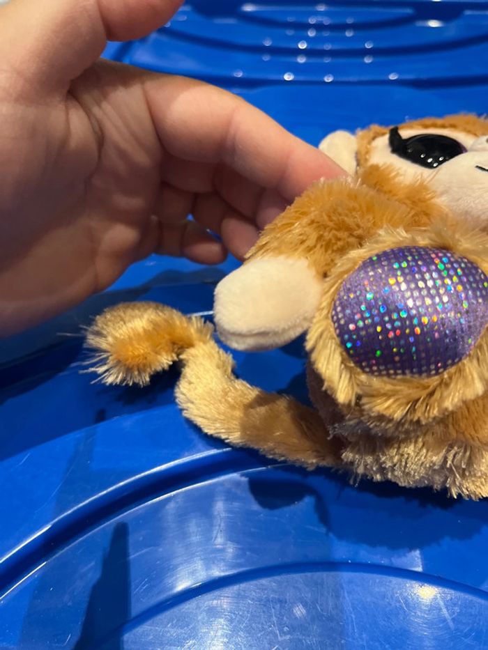 Petite peluche singe - photo numéro 4