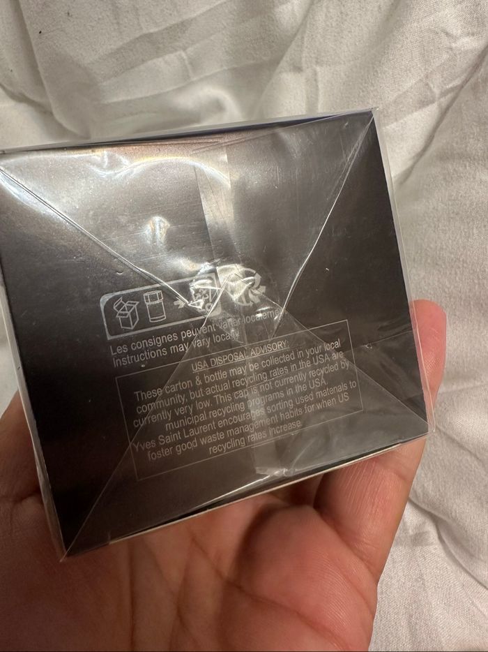 Parfum l’homme de Yves saint en Laurent - photo numéro 7