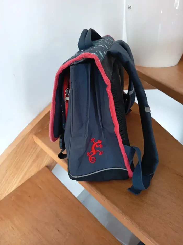 Cartable fille caméléon , 3 compartiments , fleurie - photo numéro 3