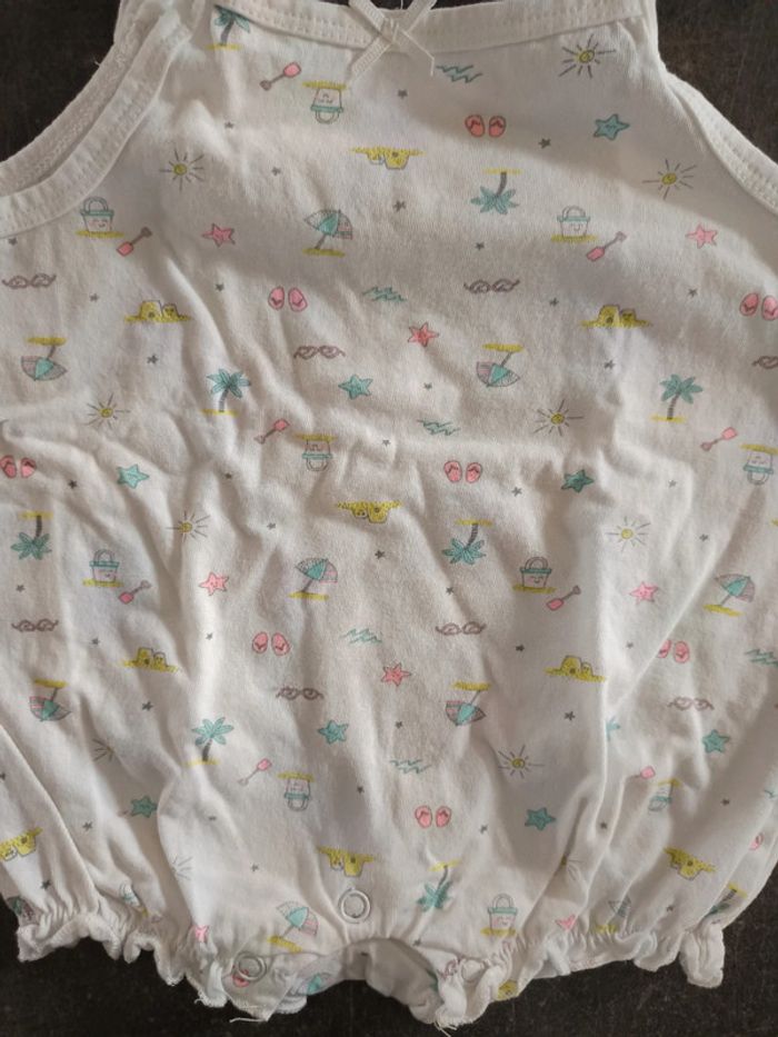 Barboteuse à motifs 6 mois - photo numéro 2