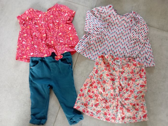 Lot vêtements fille 12 mois - photo numéro 10