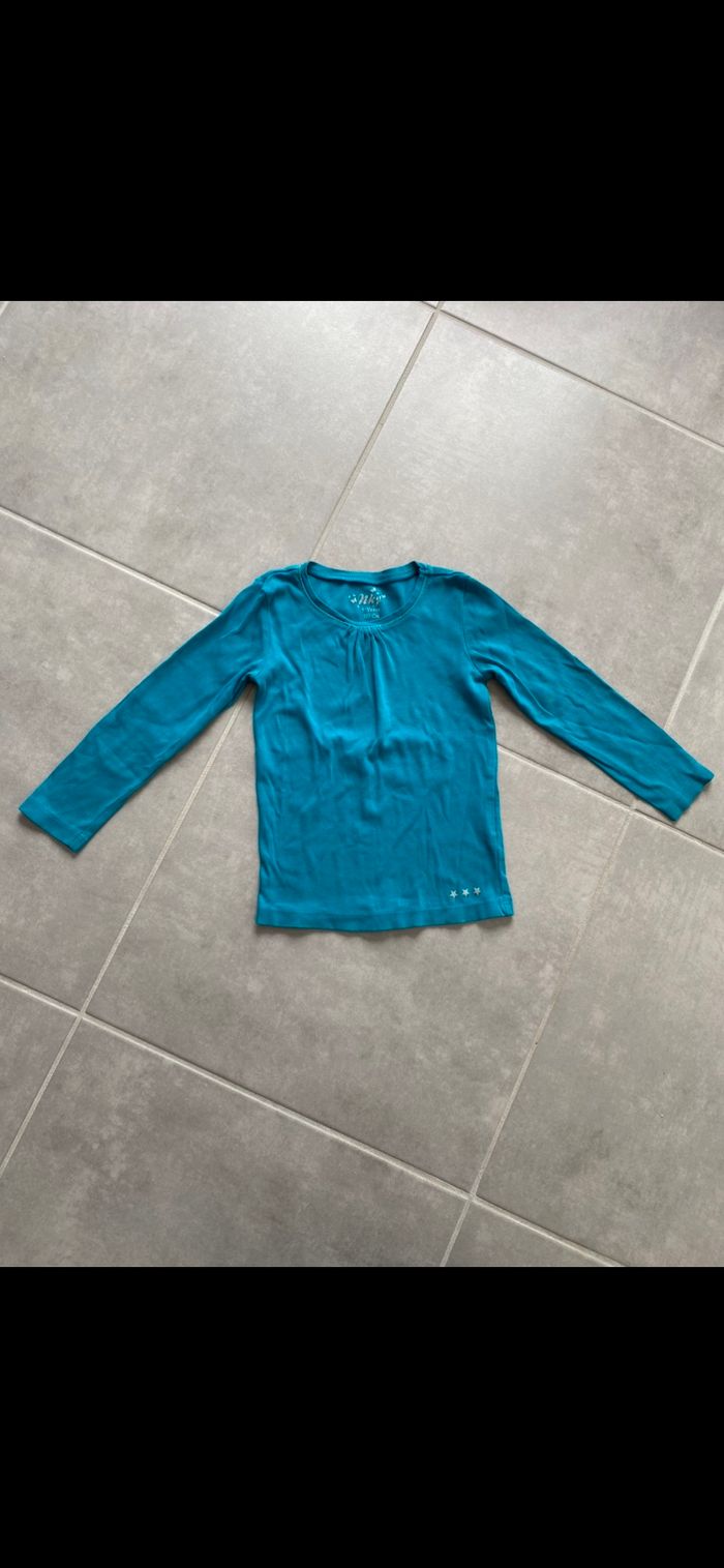Tee shirt manches longues 5 ans - photo numéro 2