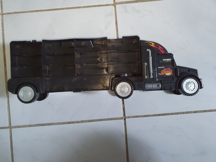 Camion enfant + 6 voitures - photo numéro 4