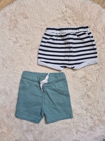 Lot shorts 6 mois Kiabi 