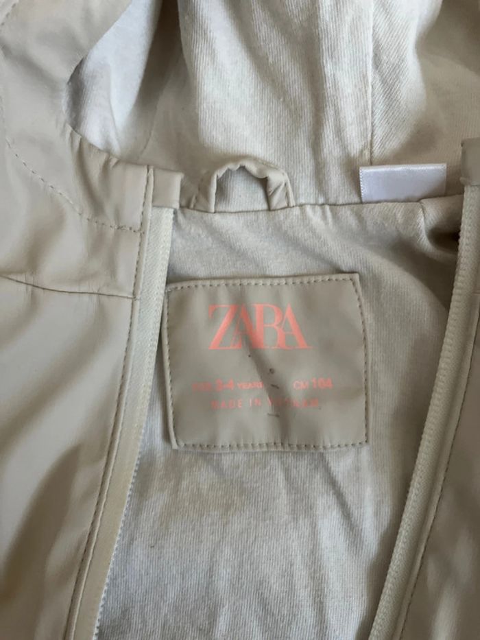 K-Way / Veste coupe-vent Zara 4 ans 🤍 - photo numéro 15