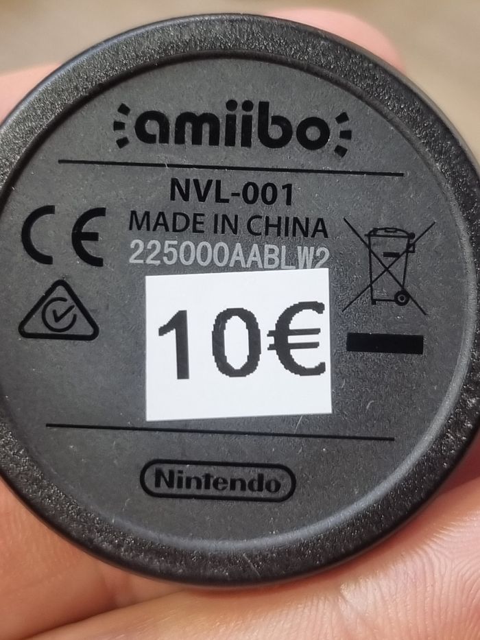 Amiibo mii épéiste nintendo - photo numéro 4