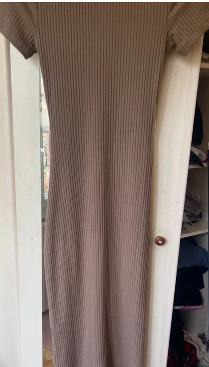 Jolie robe été - photo numéro 3